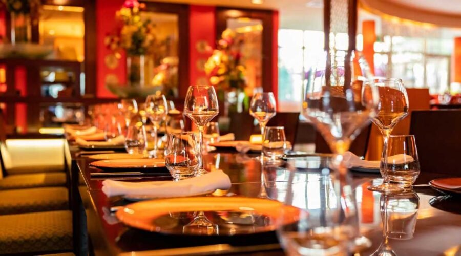 Fine Dining vs. Casual Dining: Which One is Right for Your Next Meal?